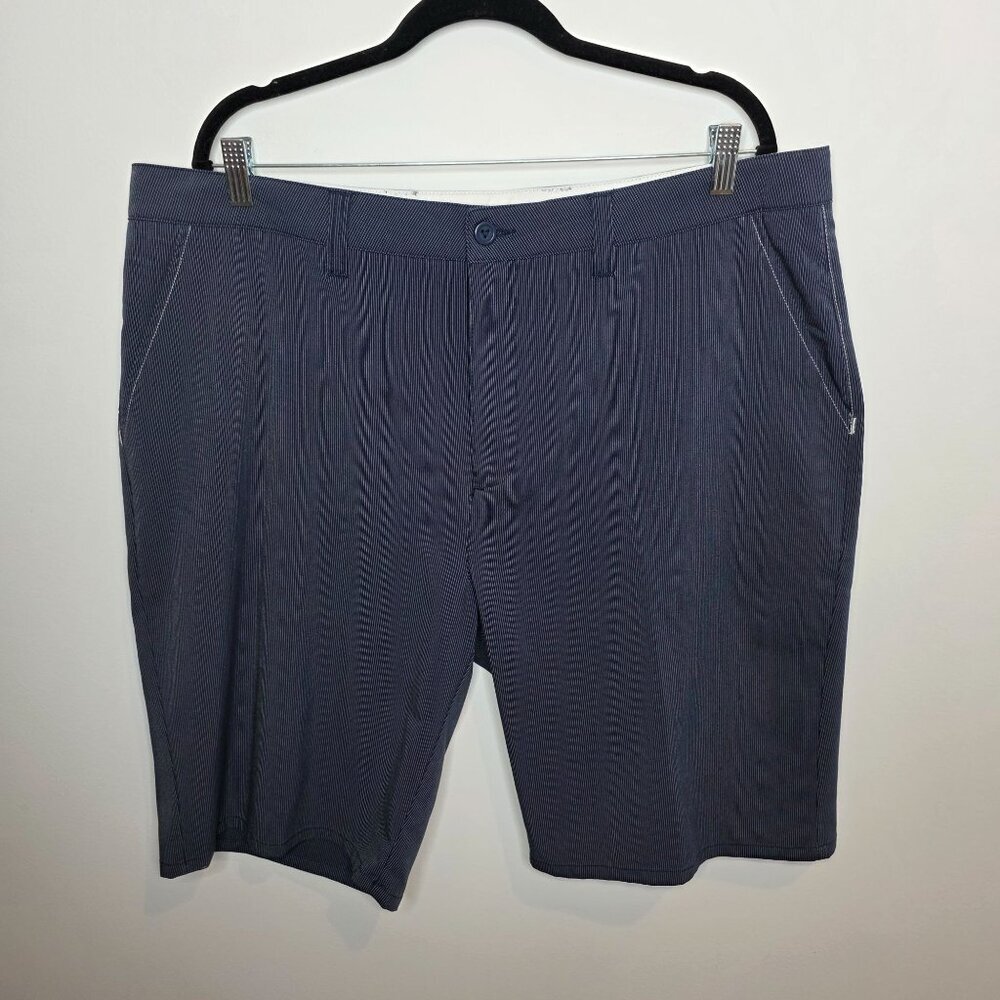 Travis Matthews Shorts Mens 40‎